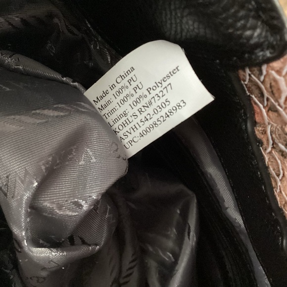 Vera Wang Simply Vera Alicia Rose Python Handbag - Picture 9 of 9